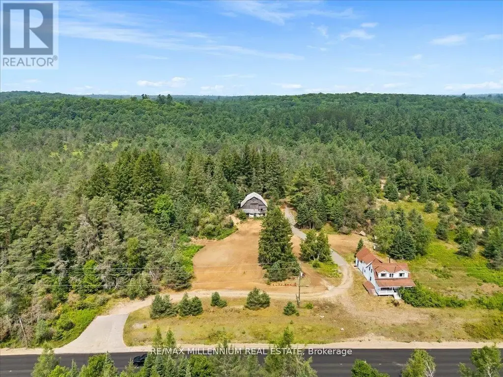 3529 Highway 118 E, Bracebridge (Oakley)